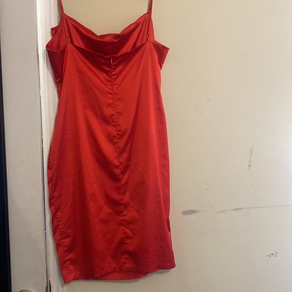 Red Dress - Picture 2 of 3